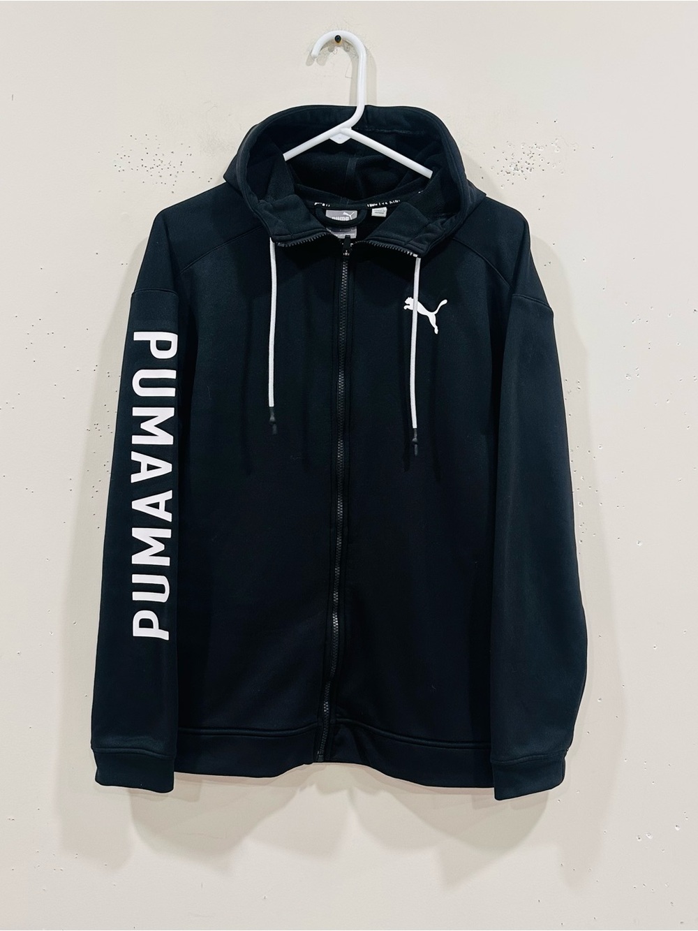 PUMA Training Men's Full Zip Hoodie Black White Graphic Sleeve Size S Small